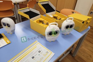 부산_광안초등학교_책읽는 로봇_루카